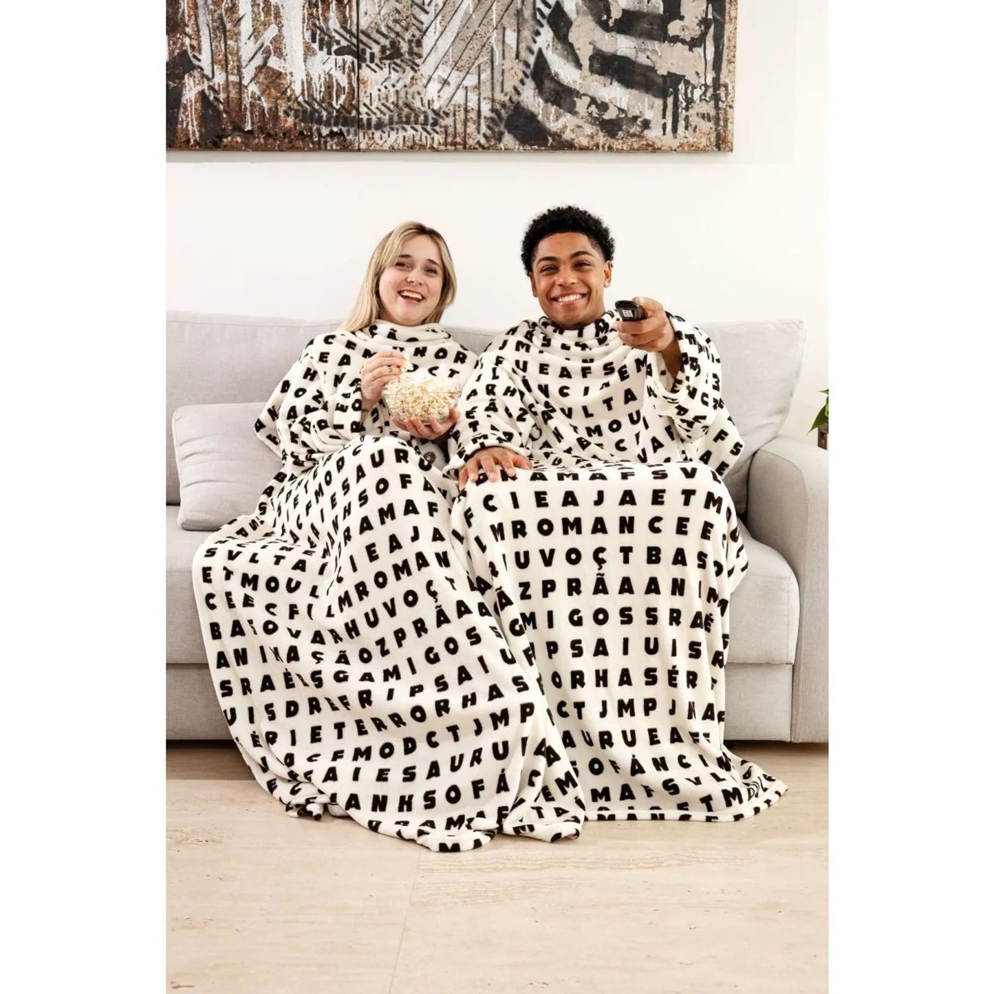 Double Blanket with Sleeves, Caca Palavras