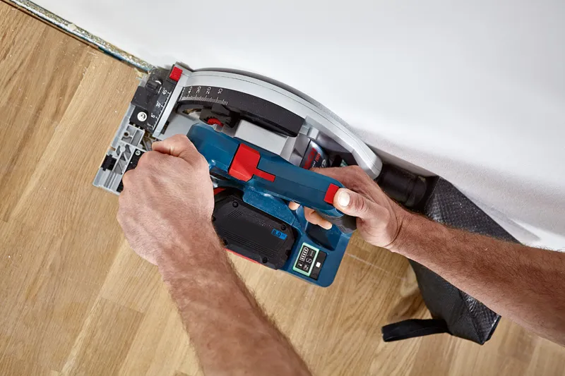 GKT 18V-52 GC Professional BITURBO Cordless Plunge Saw